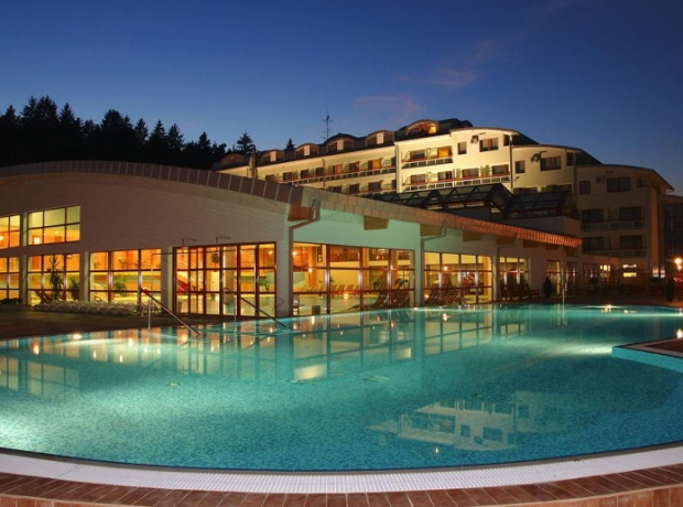 Hotel & Spa Resort KASKADY****