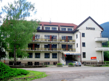         Hotel SOREA ĎUMBIER**
